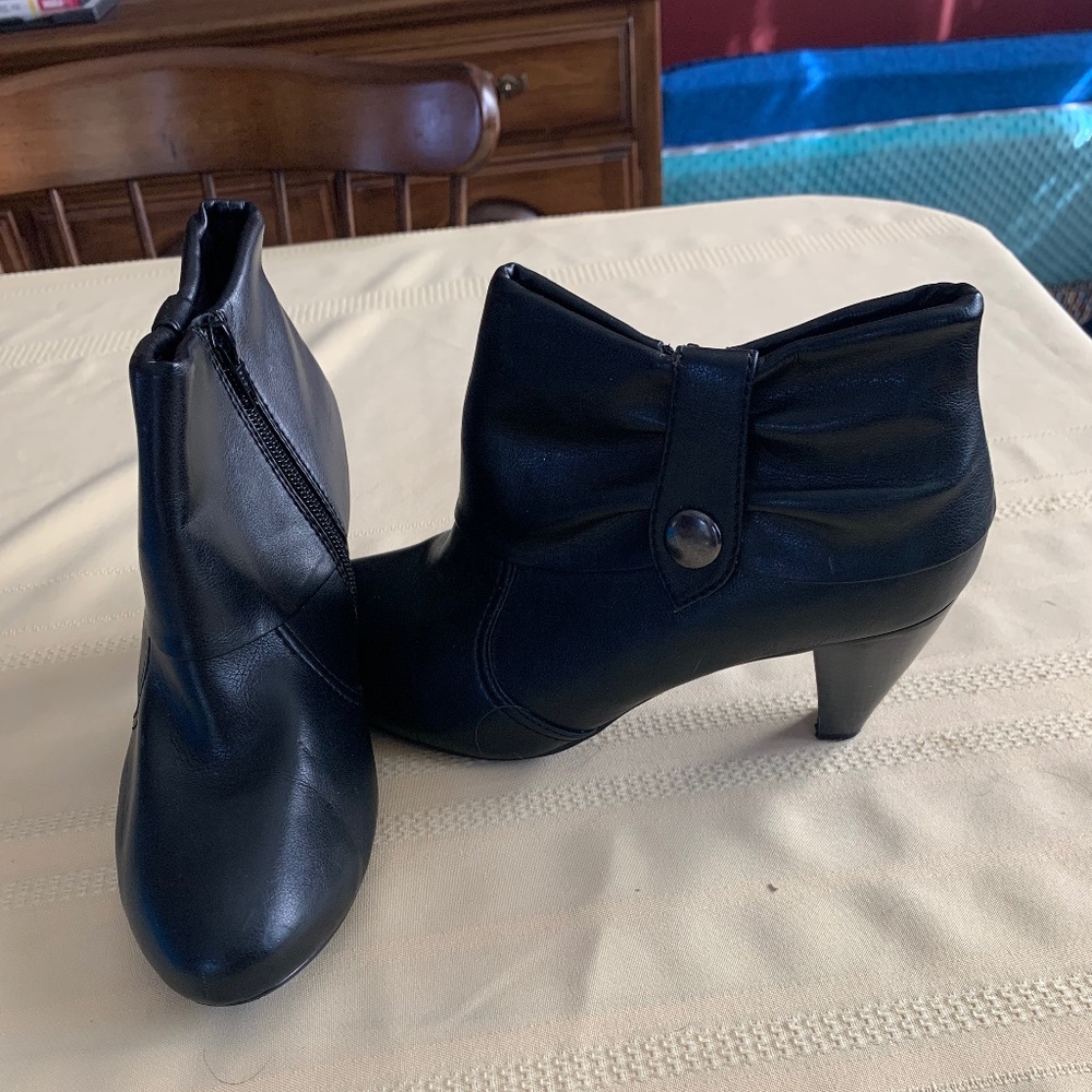 Black ankle boot